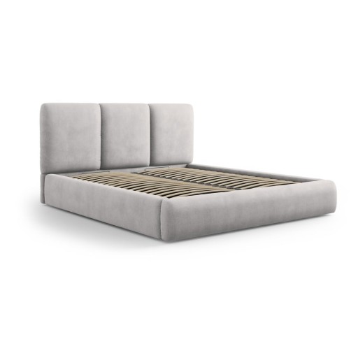 Pat matrimonial gri deschis tapițat cu spațiu de depozitare cu somieră 140x200 cm Brody – Mazzini Beds